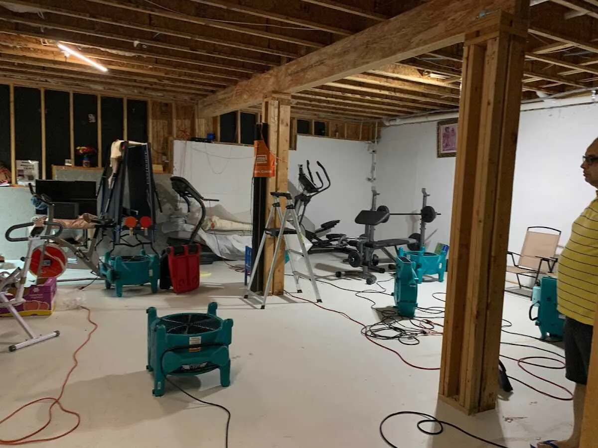 Basement drying equipment setup for Structural Drying in Creve Coeur
